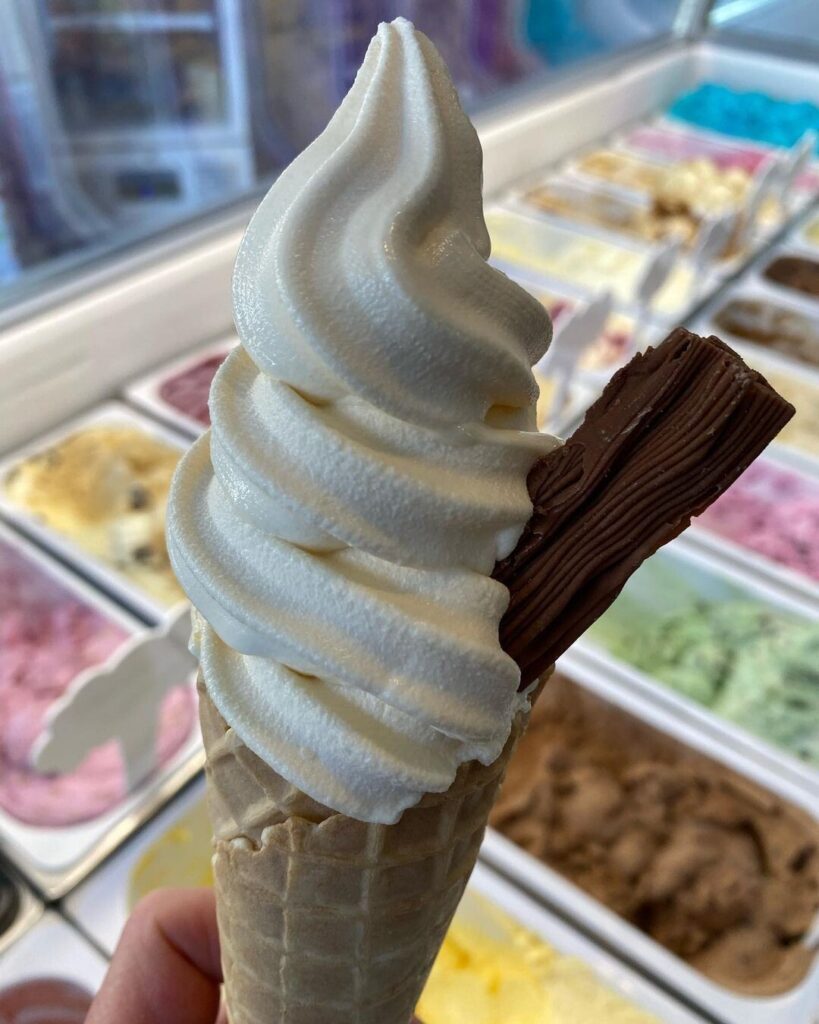 Kelly Whip Ice Cream and flake